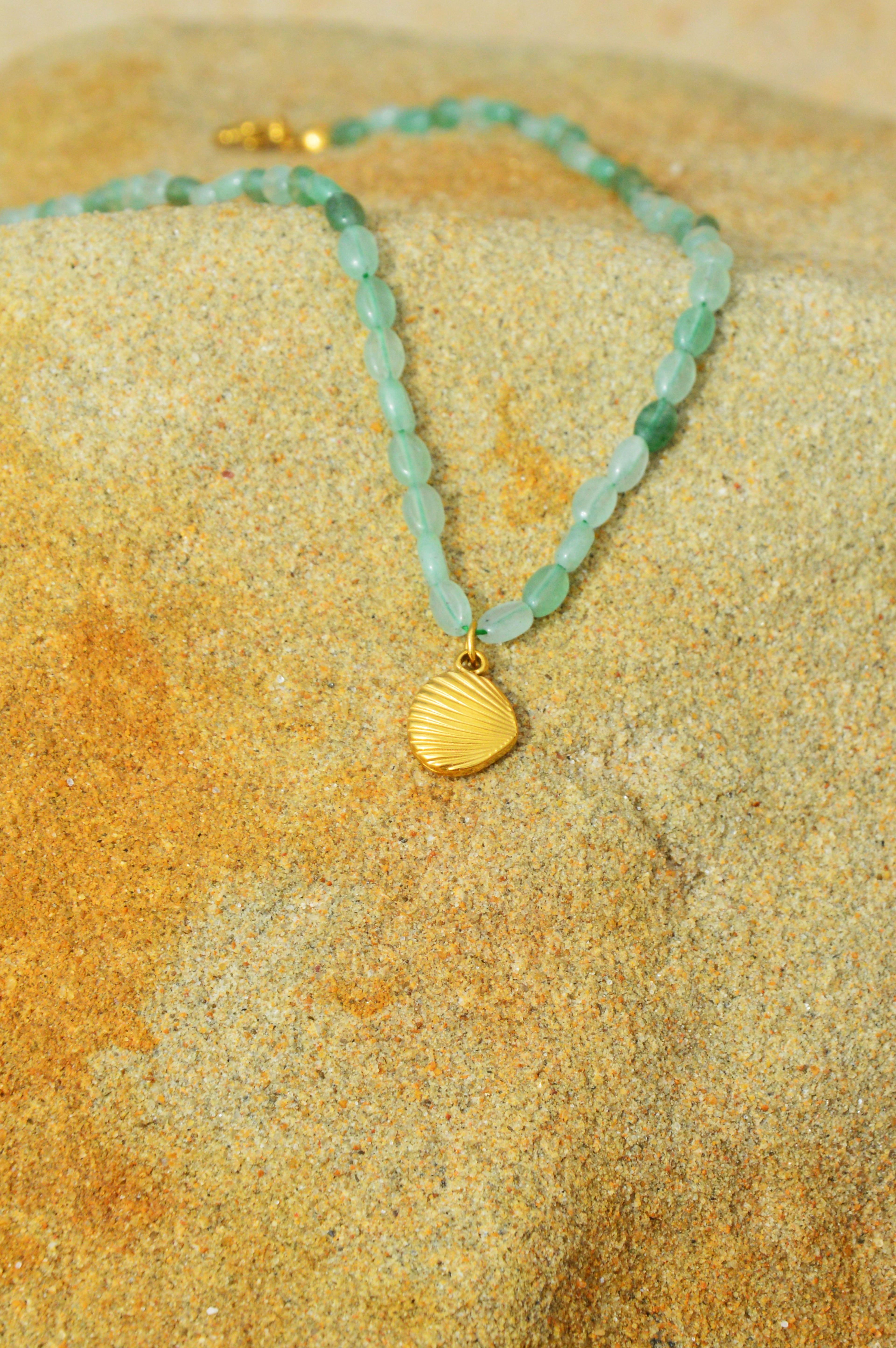 Colar mini Pedras