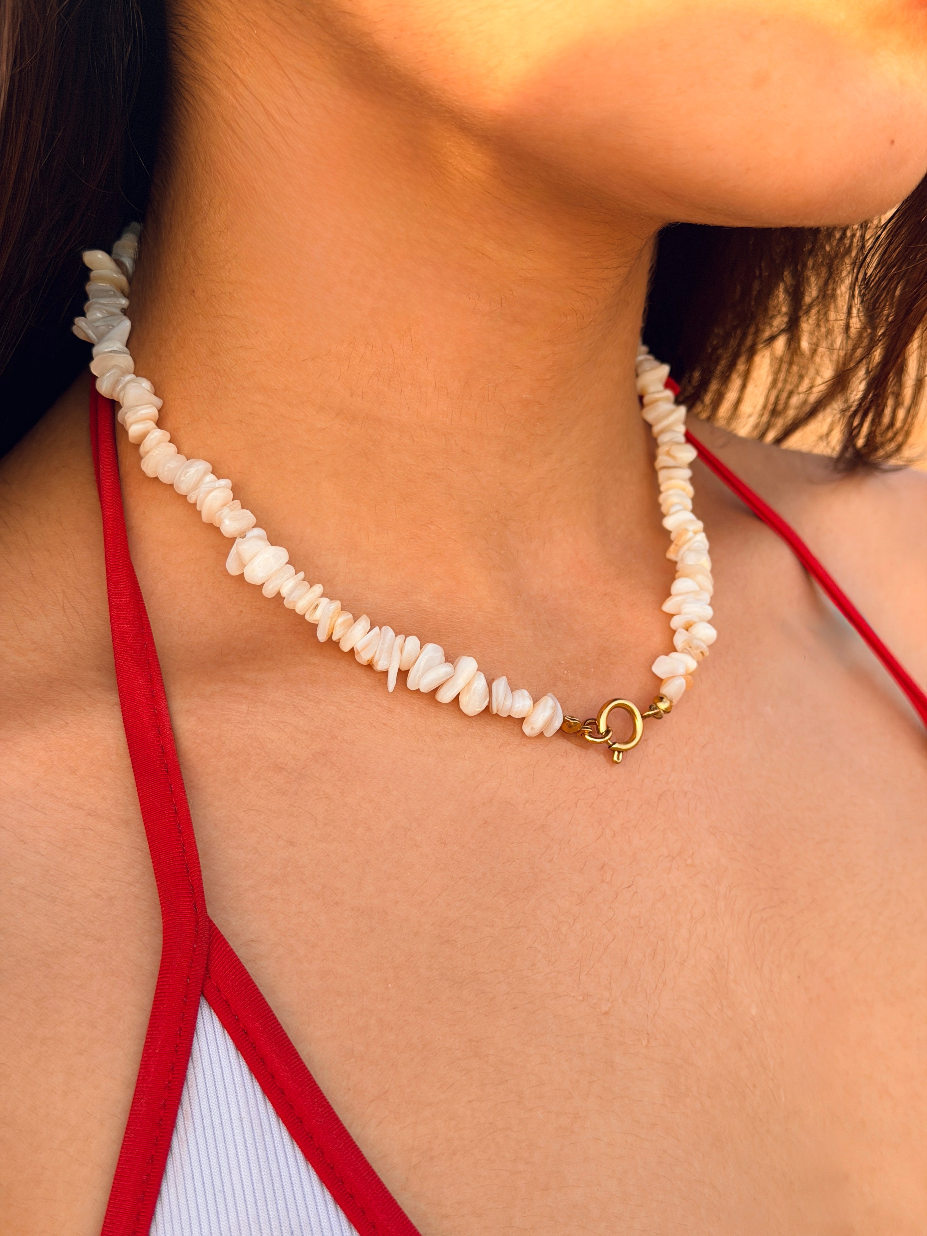 Colar White Stones